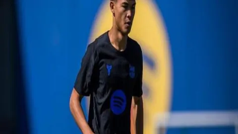 孙俪14岁公子惊艳F1，内娱豪门公子成焦点